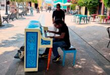 EN VIDEO | Músicos de Shakira aprovechan los pianos de INSITU y regalan su talento en Querétaro