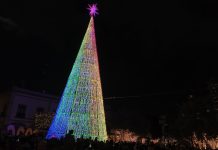 EN VIDEO | Querétaro enciende la magia navideña con un Centro Histórico lleno de luz y tradición