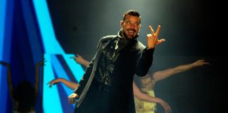 Conquista Ricky Martin al público queretano en inicio de gira