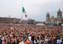 EN VIDEO | BTS reúne a casi 50 mil personas en el Zócalo de la CDMX en su encuentro con Sheinbaum