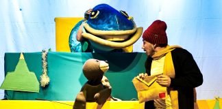 “Me aburro y no soy burro»: teatro, amistad y el valor de los libros en una sola puesta en escena