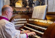 Josep Solé Coll, organista del Vaticano, ofrecerá gira de conciertos de música sacra en Querétaro
