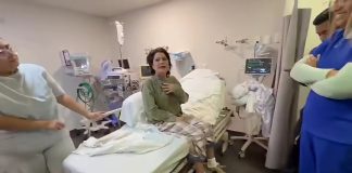 Alejandra Guzmán sufre caída en el escenario y aclara su estado de salud