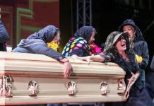 Presentan este viernes la obra «Plañideras: Lágrimas a la carta» en SJR