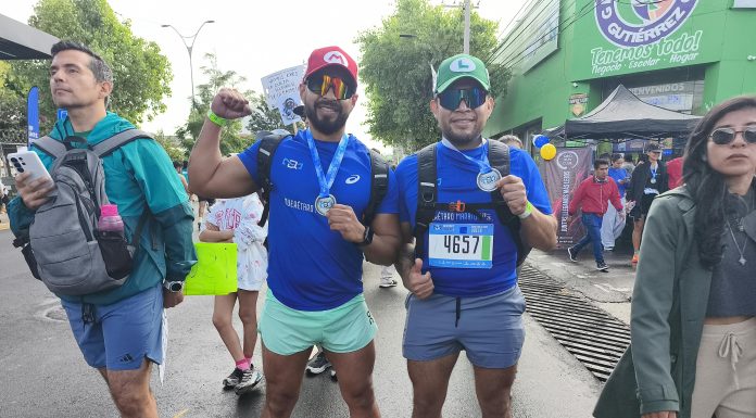 FOTOGALERÍA | El color, la pasión y el esfuerzo compartido llenan de vida las calles en el Querétaro Maratón
